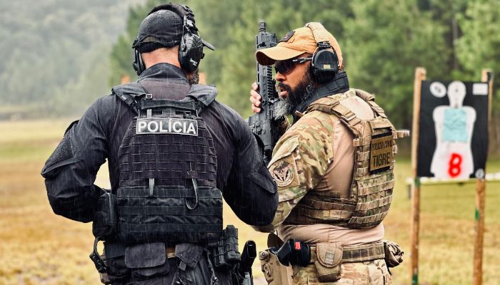 Foto: Natália Bezerra/PCPR Com 750 fuzis, PCPR amplia armamento em todas as unidades do Paraná